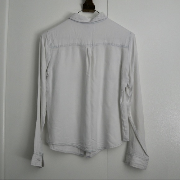 Rubbish (Nordstrom) soft blue button up shirt - Picture 2 of 4